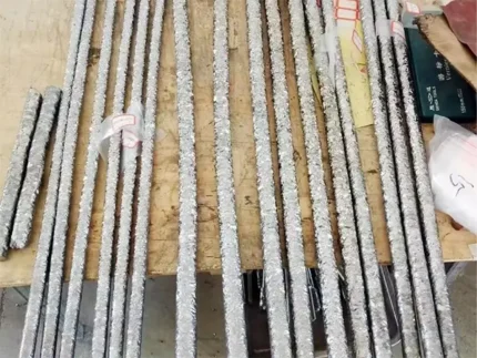 Crystalline Hafnium